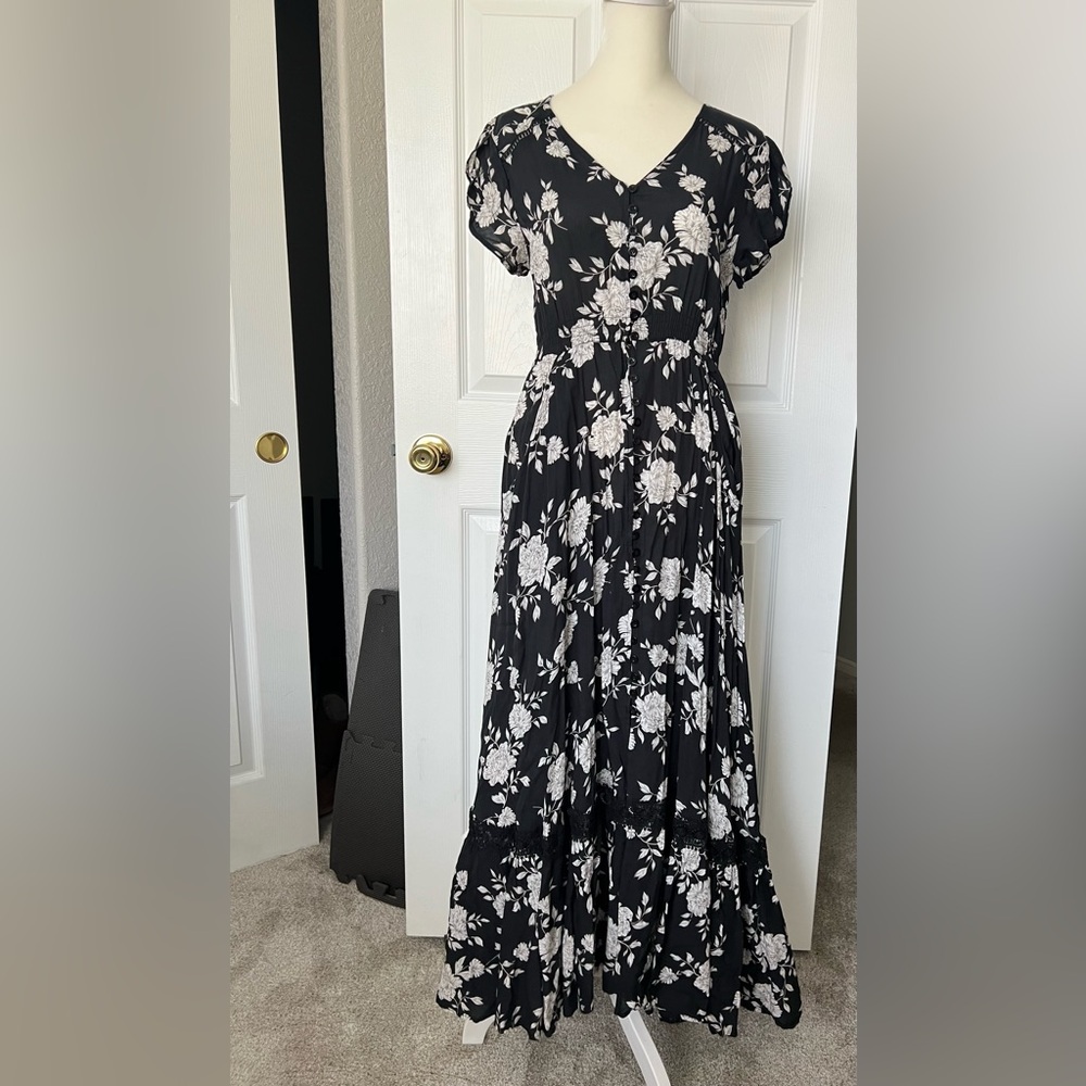 Papillon maxi dress